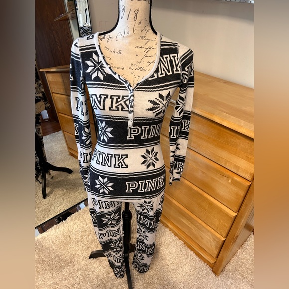 PINK Victoria's Secret Other - PINK Long Underwear Pajamas